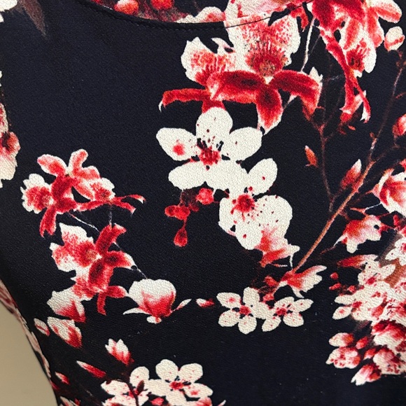 Elle Black and Pink Floral Blouse - Picture 4 of 4